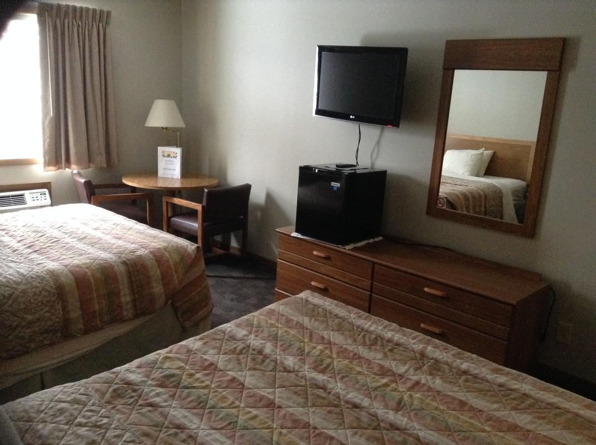 Sunrise Inn Hotel Mondovi Dış mekan fotoğraf
