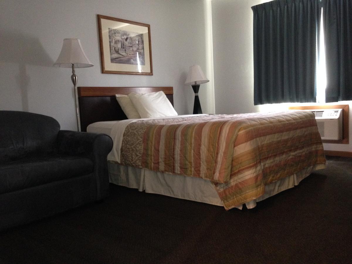 Sunrise Inn Hotel Mondovi Dış mekan fotoğraf